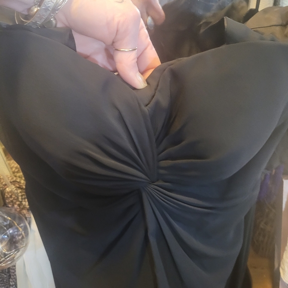 Gown - Picture 9 of 16